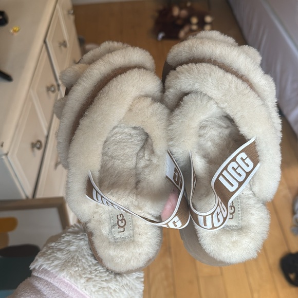 UGG | UGG Sandal Slipper - Picture 3 of 4